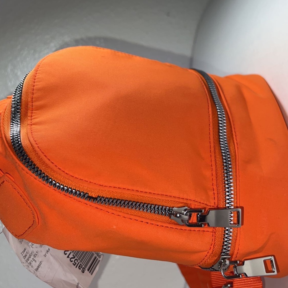 INC Mini backpack - Picture 5 of 7